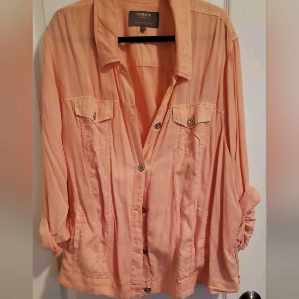Torrid Peach Button-Up Women's Top 5x